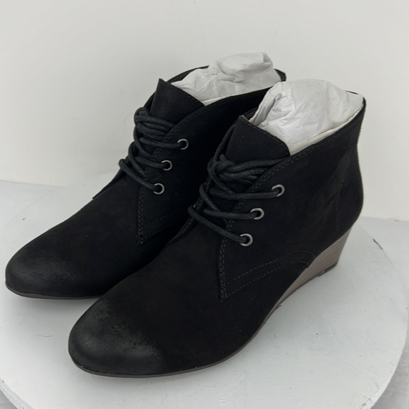 Melrose Ave Los Angeles Whats The Scoop 100% Vegan Suede NWOB Size 6 - Picture 2 of 8